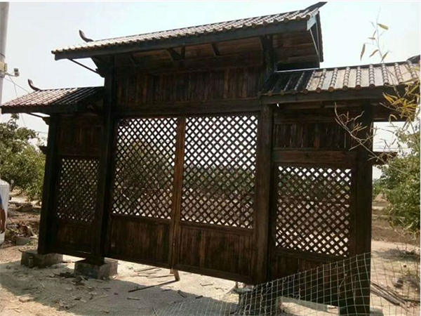 石家庄仿古碳化木大门