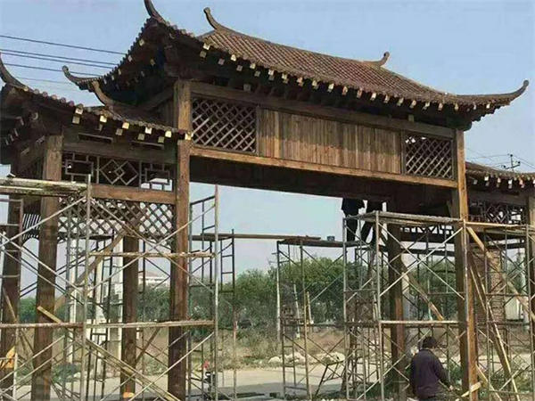 石家庄防腐木施工需要注意些什么问题？